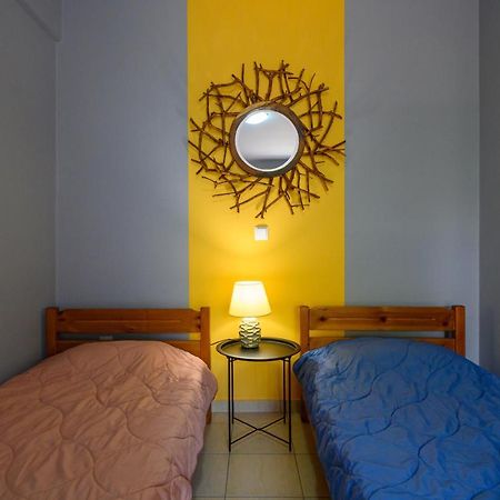 Rea Apartment II "1Minute From The Beach" Καλαμάτα Εξωτερικό φωτογραφία